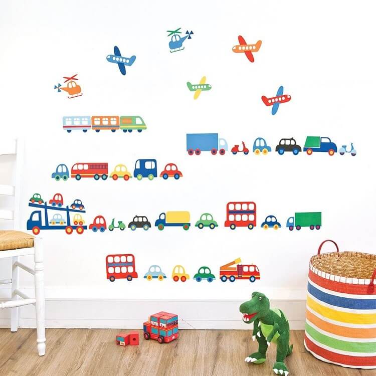 vẽ tranh tường cho bé trai