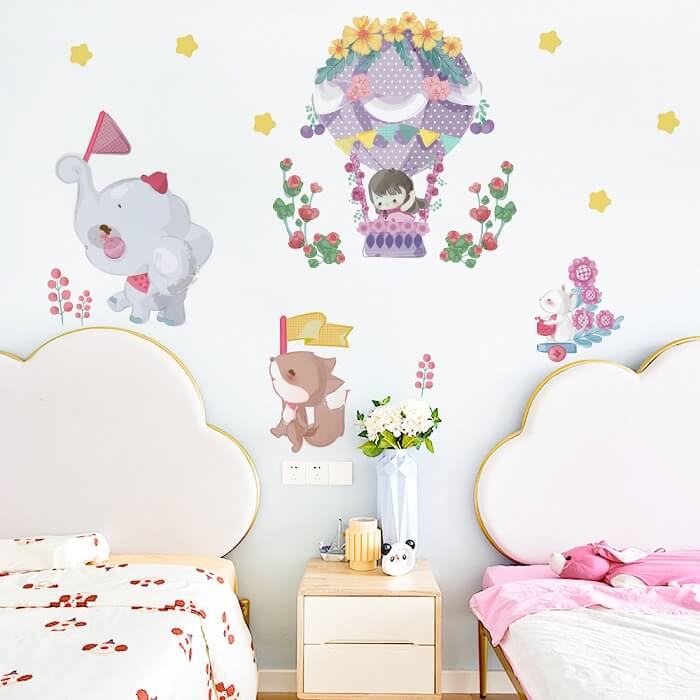 tranh vẽ tường cho bé gái