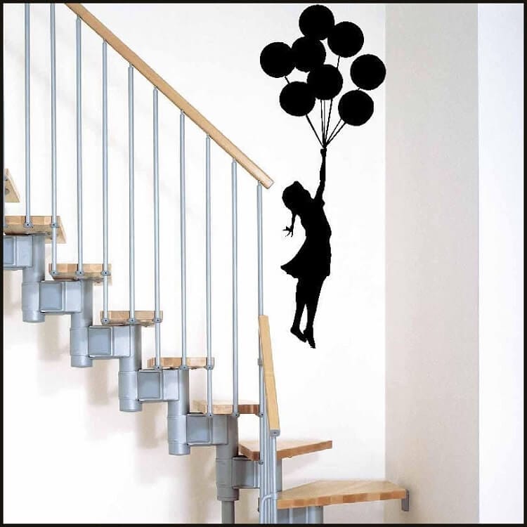 vẽ tranh tường cầu thang