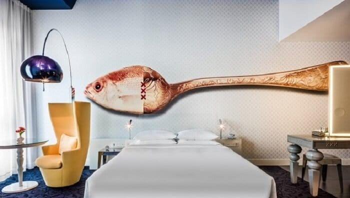 vẽ tranh tường khách sạn