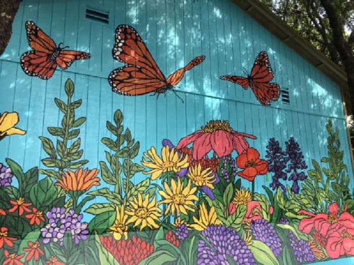 vẽ tranh tường sân vườn